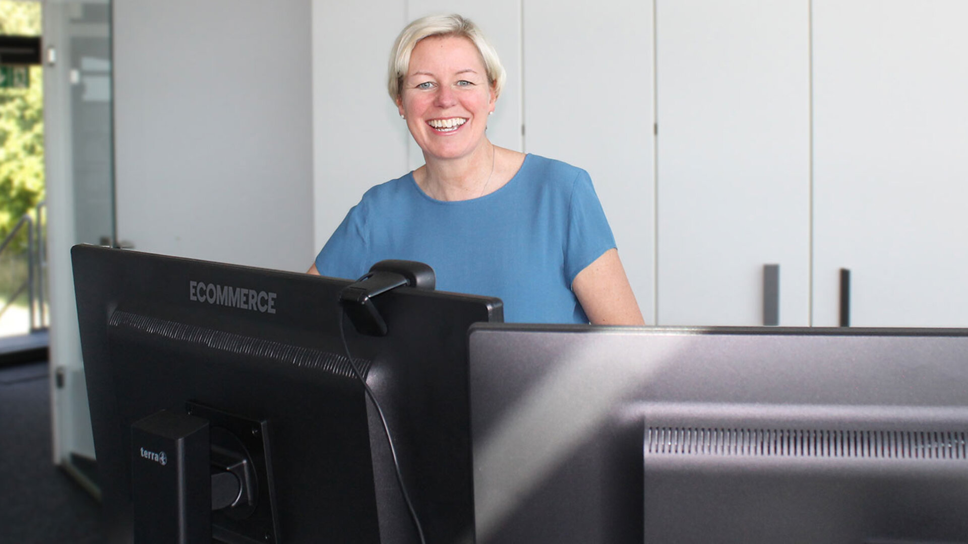 Tanja Kröger in Ihrem Büro bei GTK Kröger Steuerberater für E-Commerce / Steuerberater Onlinhandel