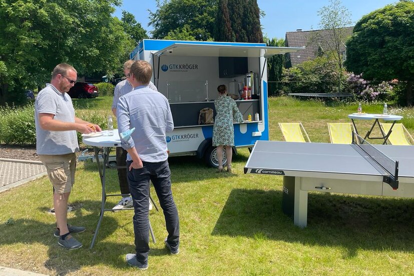 Geimsames Grillen bei GTK Kröger E-Commerce Steuerberater