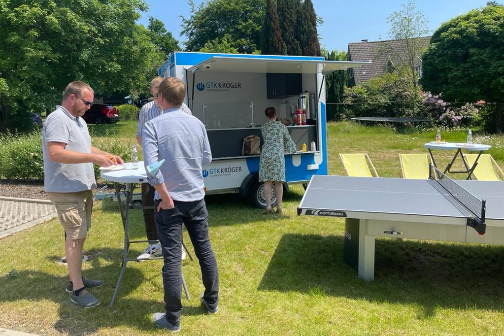 Geimsames Grillen bei GTK Kröger E-Commerce Steuerberater