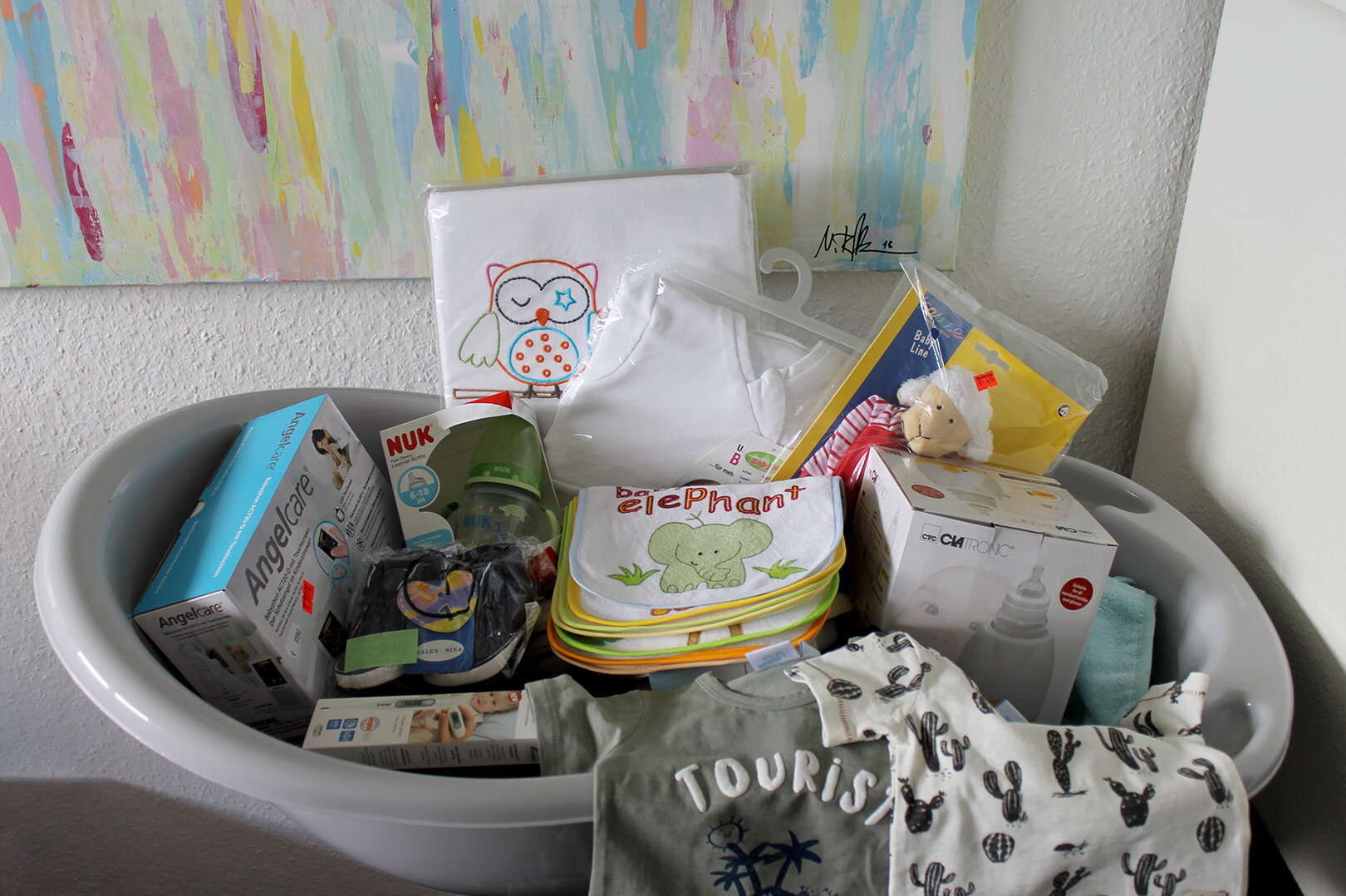 gespendete Erstausstattung für ein Baby
